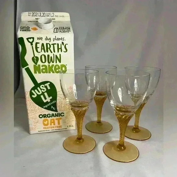 4-wine glasses with yellow twisted petal stems with Tulip bowls. - Picture 1 of 6